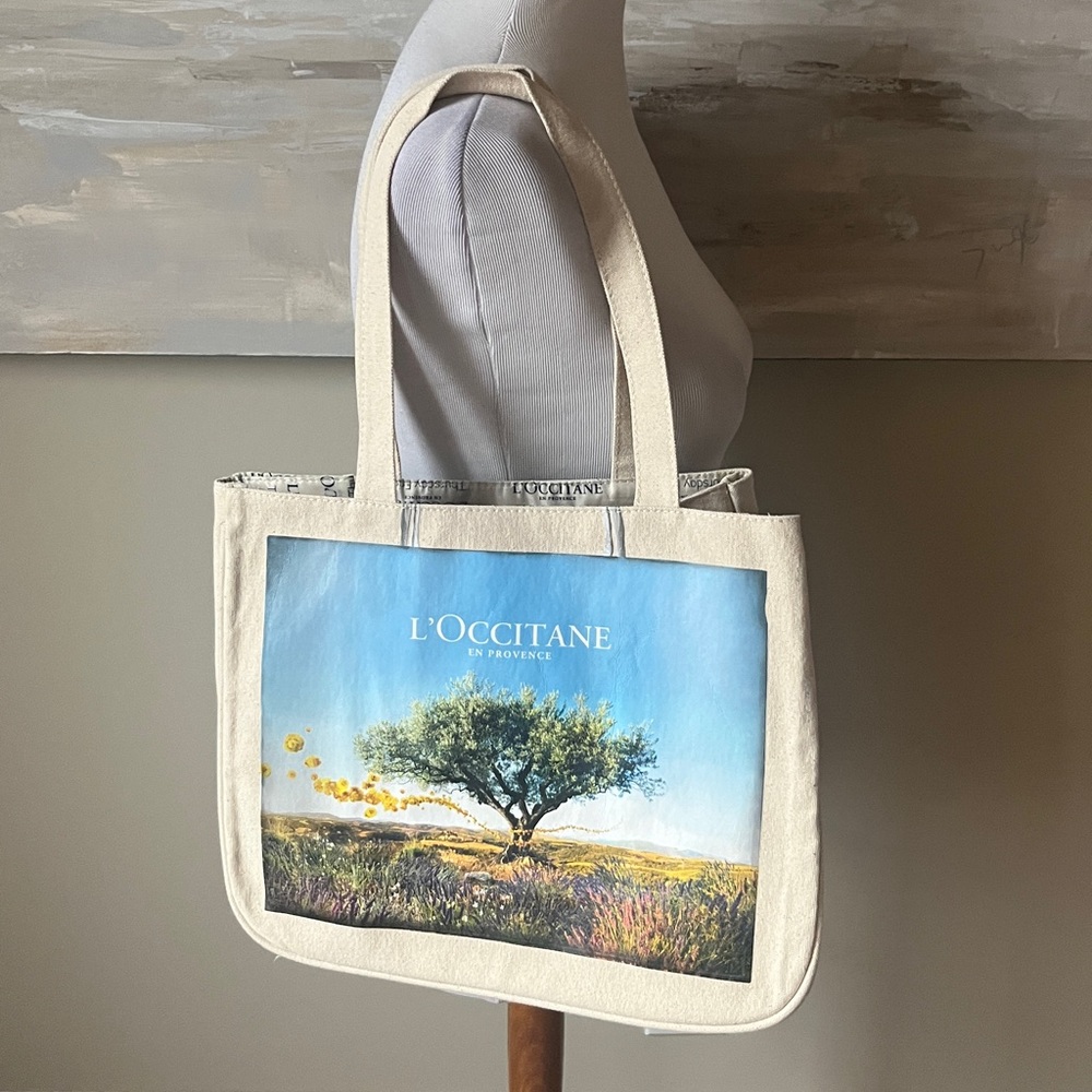 L'OCCITANE versatile, limited edition canvas tote - Picture 4 of 10